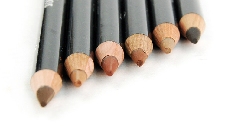 Пудровый карандаш для бровей